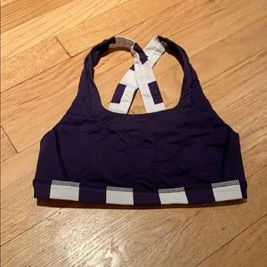 Lululemon sports bra